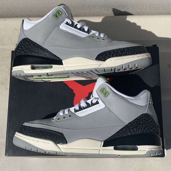 ❌SOLD❌Jordan 3 'Chlorophyll' - Picture 7 of 8